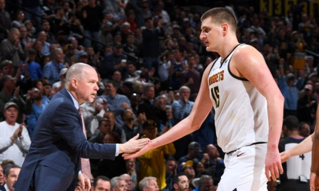 杜锋深夜发 杜锋深夜发